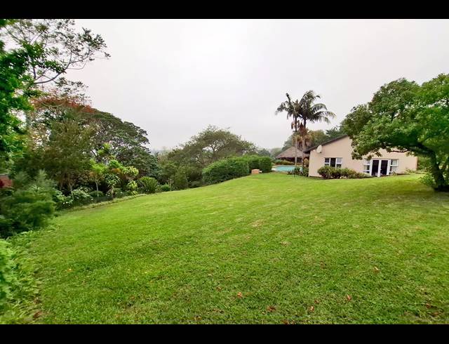 4 BEDROOM HOUSE FOR SALE IN HILLCREST CENTRAL